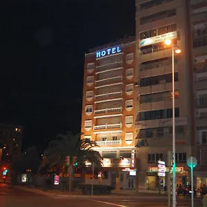 ** Hotel Marina Victoria Spanien